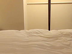 03F0523-Fucking the female boss who shared a room on a business trip