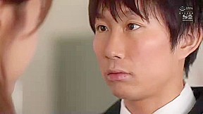 04151,A bitch is fully exposed during sex!
