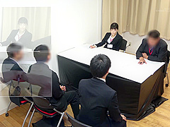 就業中にお股に玩具入れられ悶絶する美人社員 45956911