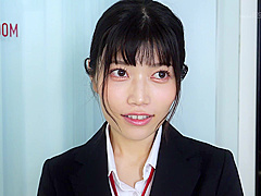 就業中にお股に玩具入れられ悶絶する美人社員 45956911