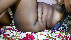 A Young Guy Fucks His Sexy Mature Wife -mallu Hotbird
