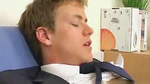 Amateur Gay Office Blowjob