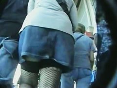 Amateur street candid upskirt video of chubby awesomeness
