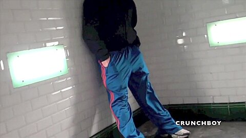 Amazing Sex In The Subway In Paris - ExhibBoys
