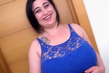 Amie Taylor - Big Tit