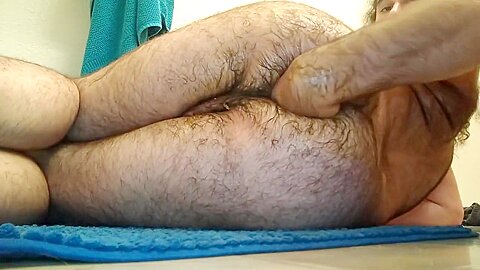 Anal orgasm by beer bottle in ass, anal self fisting: man cums hands-free