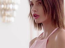 Ariel - Perfect Pink Pussy