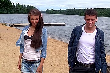Autumn & Grace & Bianca & Olie & Savannah in group sex with nude students 18+ in the outdoors