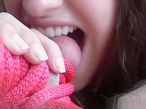 Ballbiting bondage