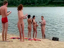 Beach Group Sex In Russia With Real Amateurs 11 Min