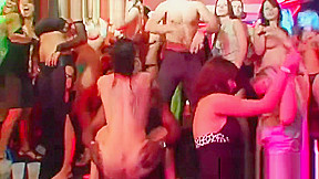 Beauty party chicks dancing and getting fucked