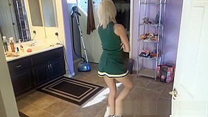 Bella Ink Desperate To Pee Wetting Her Panties