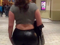 Big booty white milf