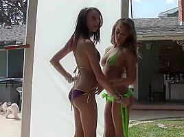Bikini Girls - Alluringvixens