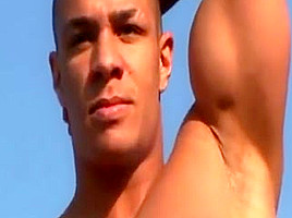 Black muscle wite nice dick