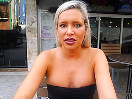 Blonde milf is posing naked on the beach, because it excites her more than anything else