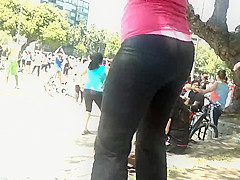 Candid booty dance