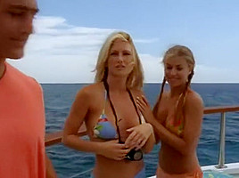 Carmen Electra - Baywatch Hawaiian Wedding