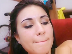Cassie Jade railed by a fuck machine