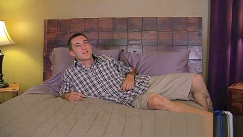 Casting Couch Kef Mossin