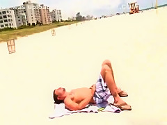 Castros Red at beach