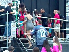 Chicks at a music festival