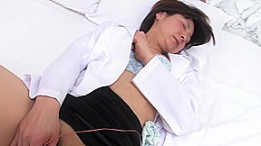 Chinese Hairy Couple Try Sextoy