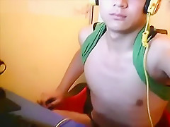 Chinese Masturbates in Net