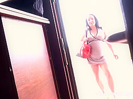 Chubby Cougar in a Nightclub - Clubcastings