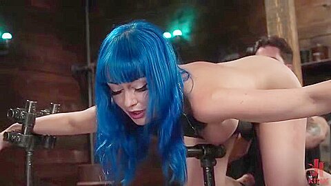 Cold Blue Steel: Jewelz Blu