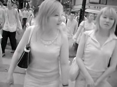 Common girls in the street candid downblouse views RAO-005
