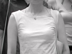 Common girls in the street candid downblouse views RAO-005