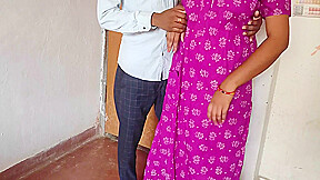 Courier Boy Ne Sexy Madam Ko Seduce Kiya Ghodi Banakr Choda