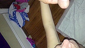 Craigslist girl 16-1 piss in her mouth