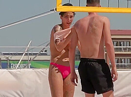 Crazy Xxx Clip Beach Greatest Show