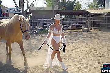 Curvy Latina Likes To Ride - Mia Valentine