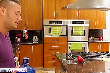 Dirty Housewife Likes Hardcore Sex