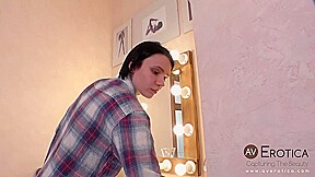 Dotty in Home alone - avErotica