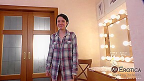 Dotty in Home alone - avErotica