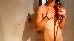 Douche, Pipe & Sexe Intense pour sa Jolie Copine - Amateur Couple Sara'Sam