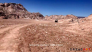 Dread Hot In Safada Transa Em Onibus Abandonado No Deserto - Porn Vlog 2 5 Min