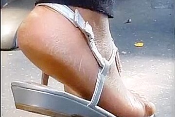 Ebony women's sexy ass arch feet (making my dick rock hard)