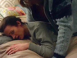 Elizabeth Reaser - Easy [2016]