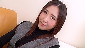 Emi Sakurai Debut Vol 58 : Sudden Show, Sudden Fucking - Caribbeancom