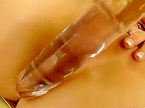 Enza uses a dildo and a speculum as she toy fucks and shows her hole
