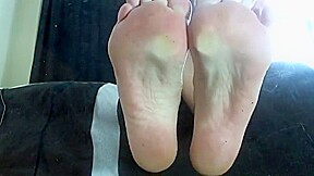 Erin feet tease 2