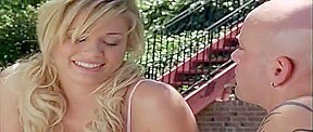 Exotic Blonde, Cunnilingus sex video