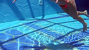 FAMOUS MARY KALISY IS POSING SWIMMING NAKED FOR XXXWATER