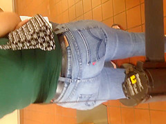 Fat booty Mexican Milf in blue jeans