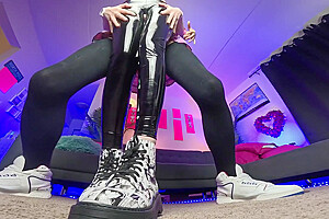 Femboy Slave Fuck With Her Latex Legs
